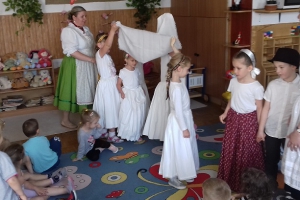 Pünkösdölés